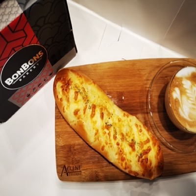 Garlic  Cheese Loaf